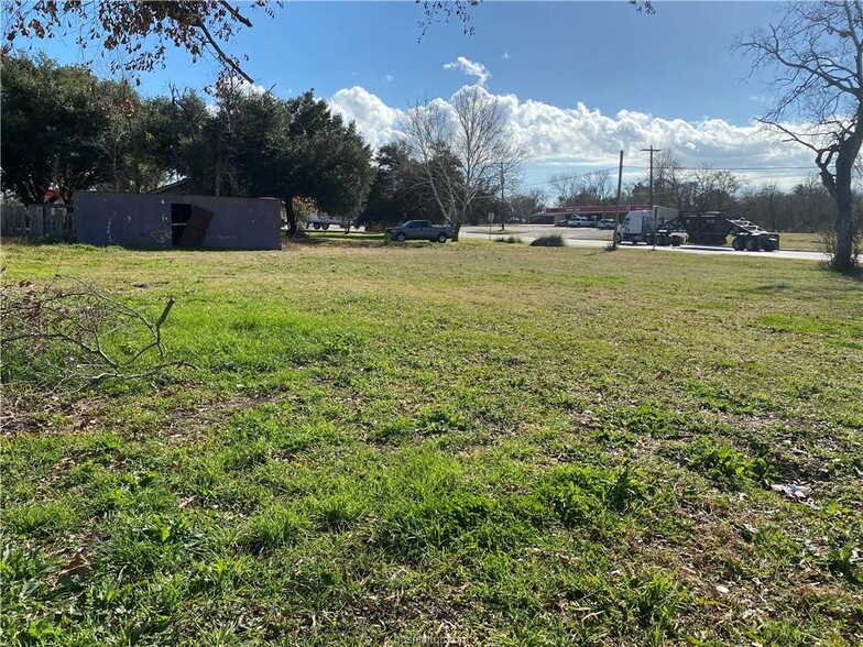 Primary Photo Of 410 Washington st, Kosse Land For Sale