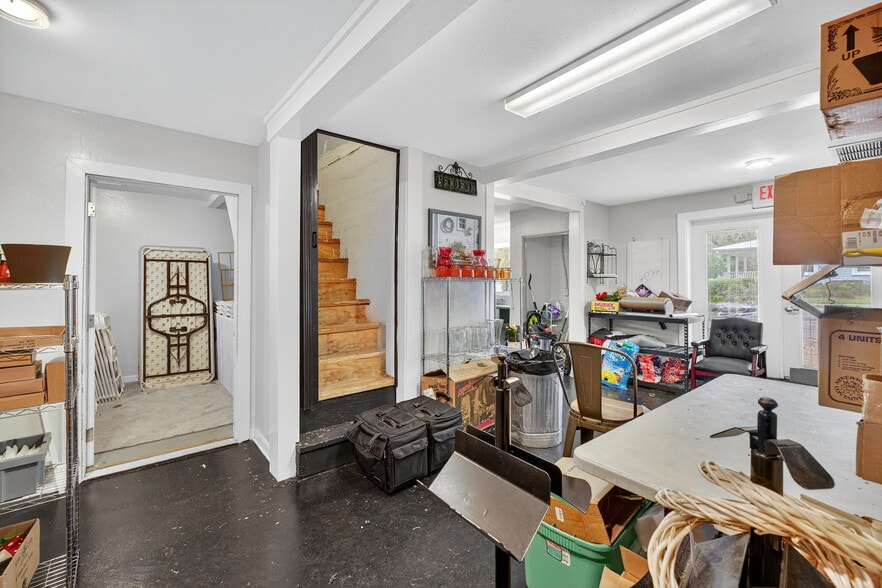 More Photos Of 237 E Plymouth Ave, Deland Freestanding For Sale