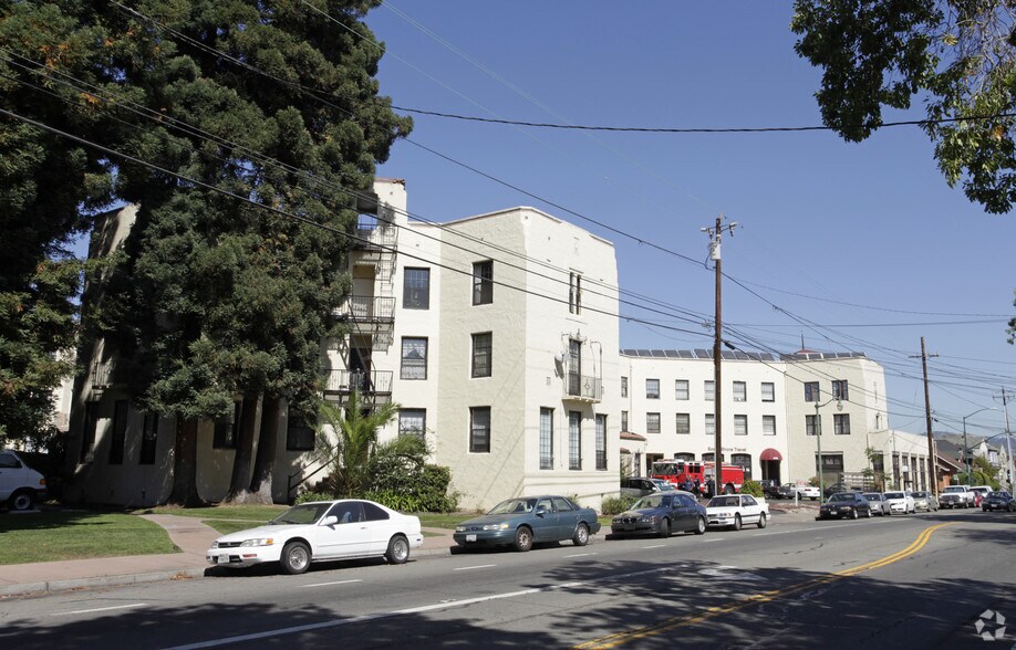 More Photos Of 2536 Santa Clara Ave, Alameda Apartments For Sale