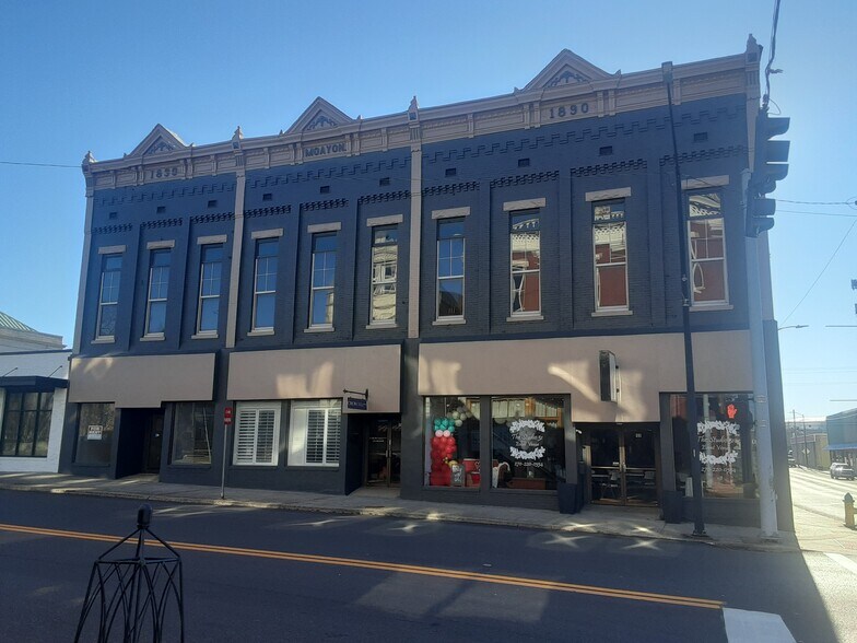 More Photos Of 201-205 E 9th St, Hopkinsville Bank For Lease