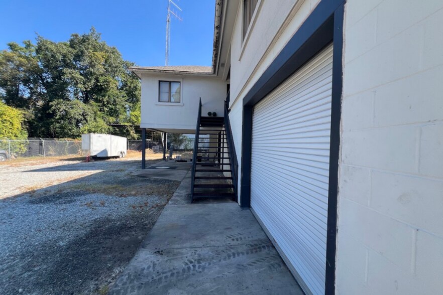 More Photos Of 5201 Hamilton Rd, Columbus Office For Lease