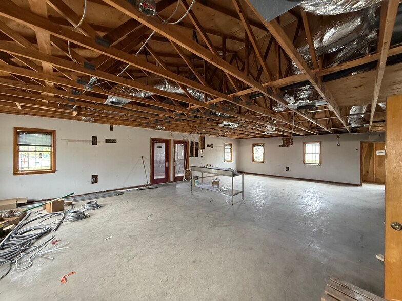 More Photos Of 3500 Murchison Rd, Fayetteville Restaurant For Sale