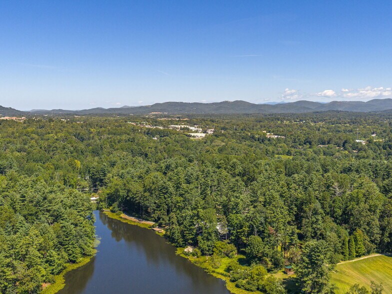 More Photos Of 447 Lily Pad Ln, Flat Rock Lodge Meeting Hall For Sale