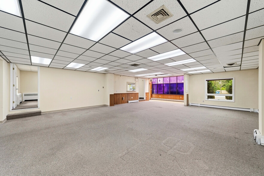 More Photos Of 2406 New Rd, Northfield Office For Sale