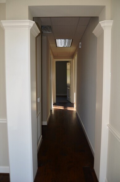 More Photos Of 8505 Technology Forest Pl, The Woodlands Medical For Sale