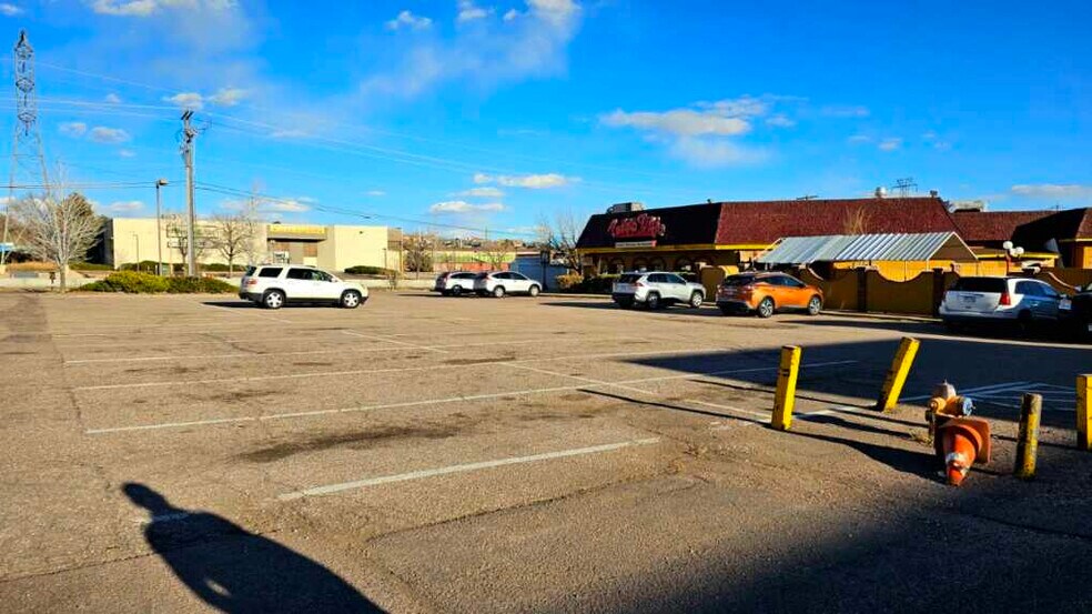 More Photos Of 310 S Academy Blvd, Colorado Springs Restaurant For Sale