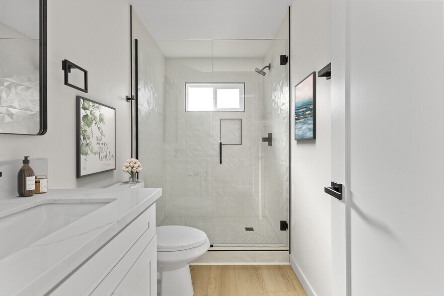 More Photos Of 740 Cotton St, San Diego Multifamily For Sale