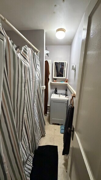 More Photos Of 51 Cotter Ave, Akron Apartments For Sale