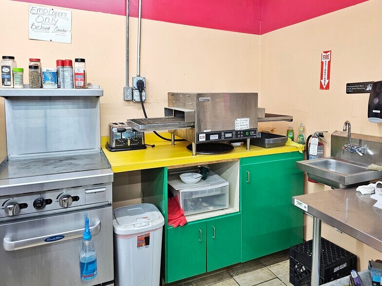 More Photos Of 6092 Main St, Jane Lew Convenience Store For Sale