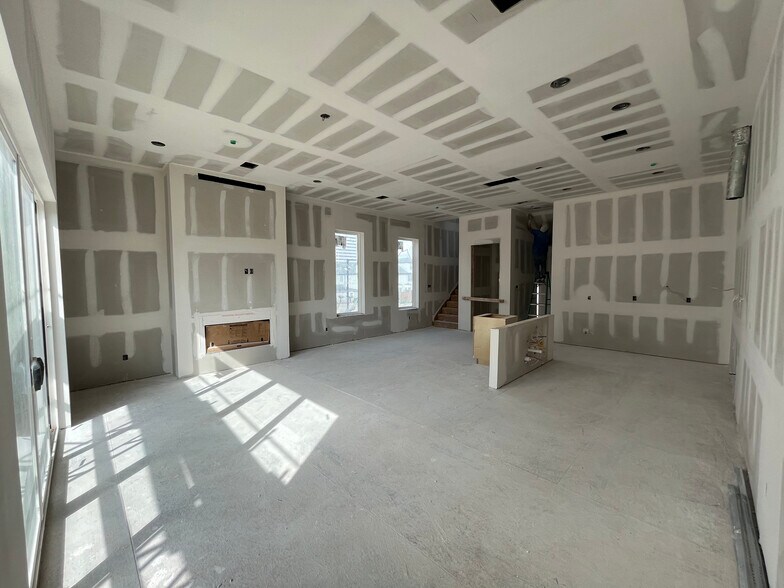 More Photos Of 5821 Winsome Ln, Houston Apartments For Sale