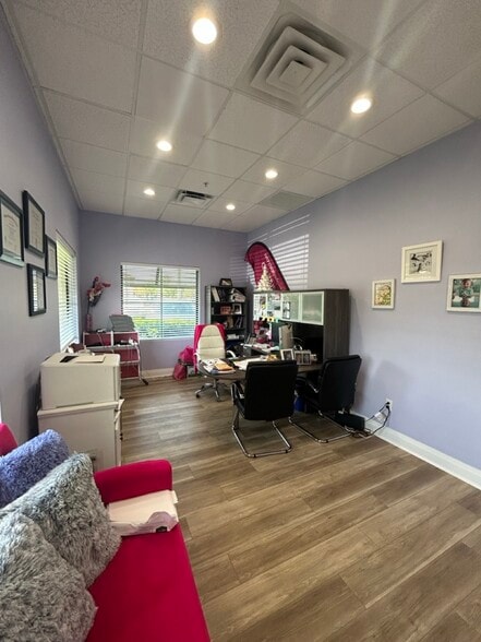 More Photos Of 7955 Airport Pulling Rd, Naples Medical For Lease