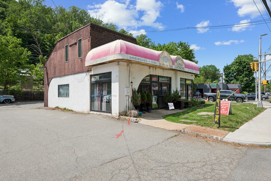 More Photos Of 383 E Main St, Denville Flex For Sale