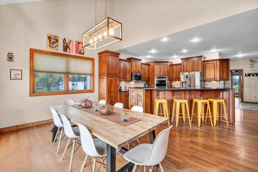 More Photos Of 16449 S Boone Rd, Columbia Station Specialty For Sale