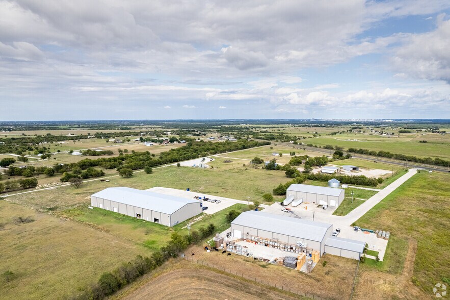 More Photos Of 1635 N FM 156, Ponder Unknown For Lease