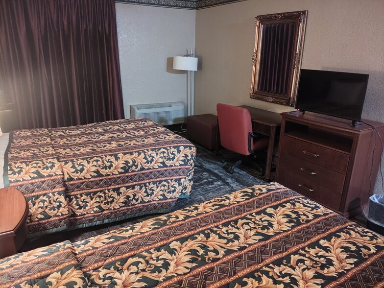 More Photos Of 1441 E Brooks Rd, Memphis Hotel For Sale