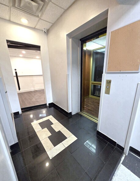 More Photos Of 35-01 30th Ave, Astoria Medical For Lease