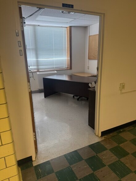 More Photos Of 6810 SE Dwight St, Topeka Industrial For Sale