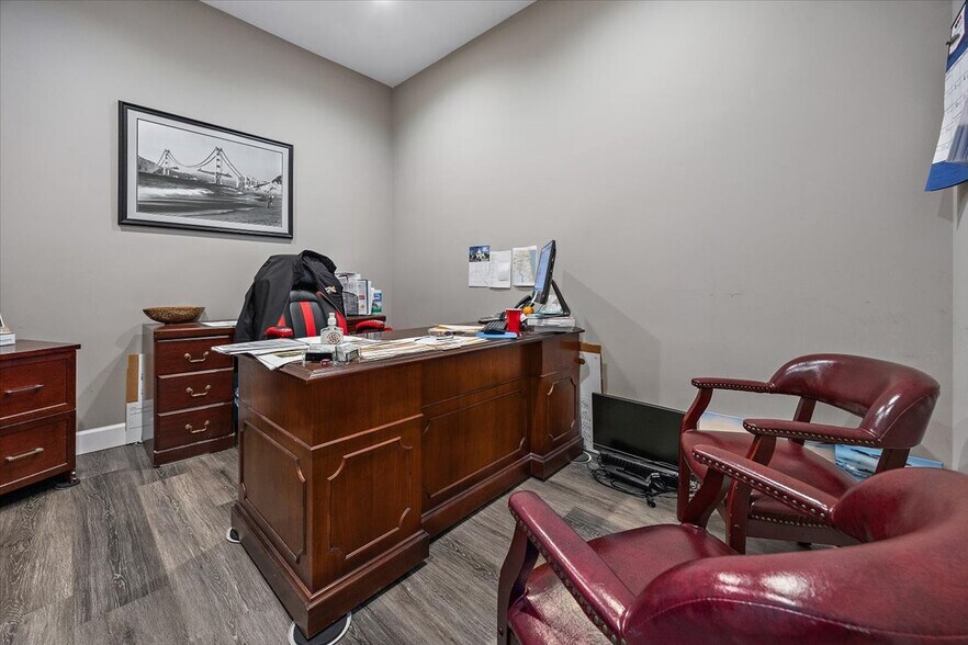 More Photos Of 9521 Shellie Rd, Jacksonville Medical For Lease