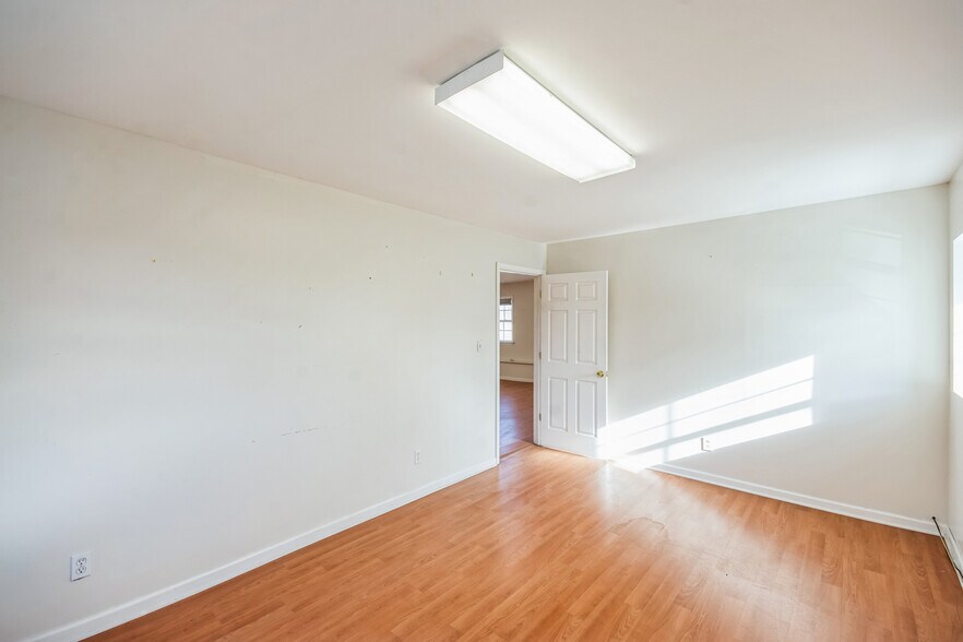 More Photos Of 6 Spring St, Jamesburg Warehouse For Sale