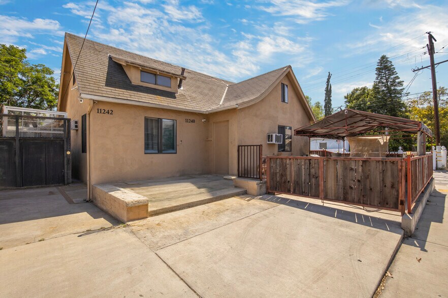 More Photos Of 11234 Hatteras St, North Hollywood Apartments For Sale