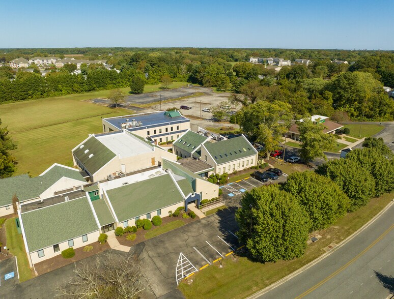 More Photos Of 224 Phillip Morris Dr, Salisbury Medical For Sale