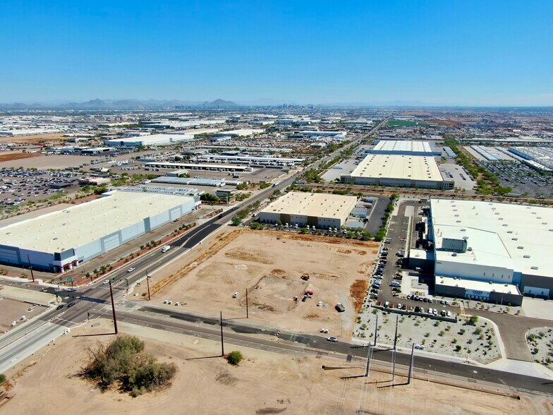 More Photos Of SEC 59th Ave & Lower Buckeye Rd, Phoenix Distribution For Lease