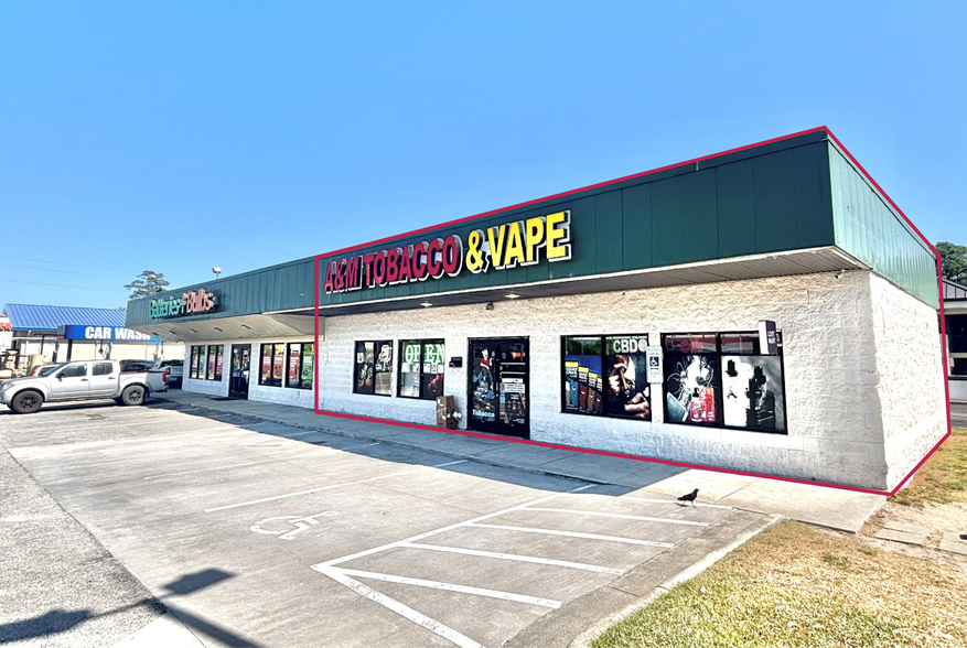 Primary Photo Of 5042 Market St, Wilmington Fast Food For Lease