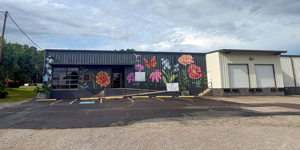 Primary Photo Of 2521 Reynolds Industrial Rd, Augusta Freestanding For Lease