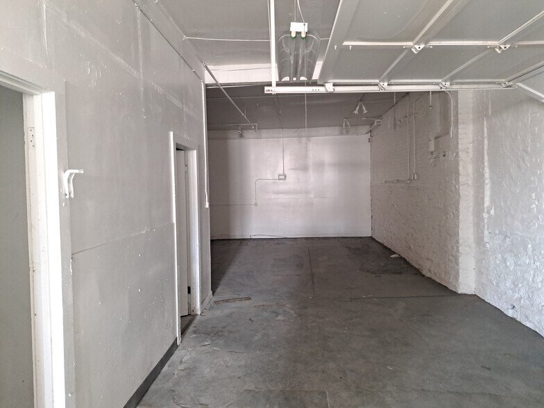 More Photos Of 1724 N 13th St, Saint Louis Industrial For Lease