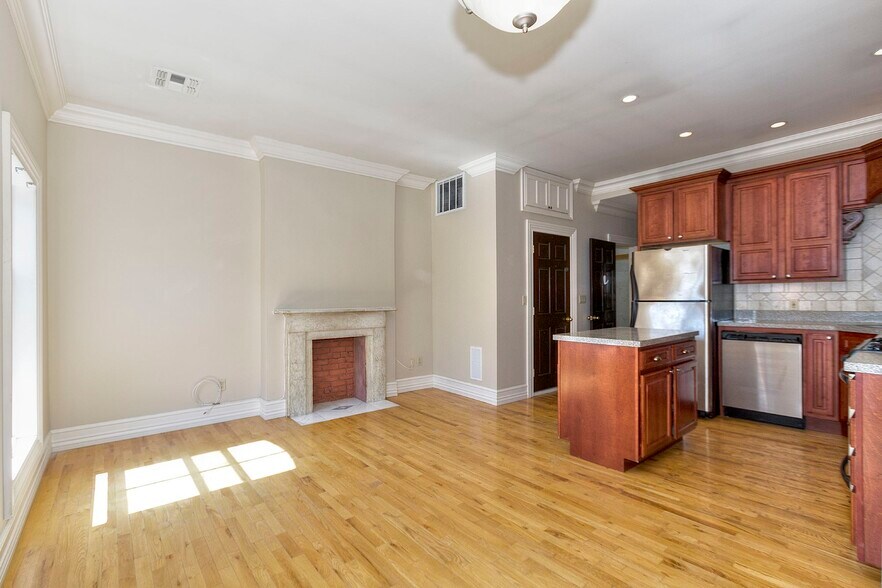 More Photos Of 148 Sussex St, Jersey City Apartments For Sale