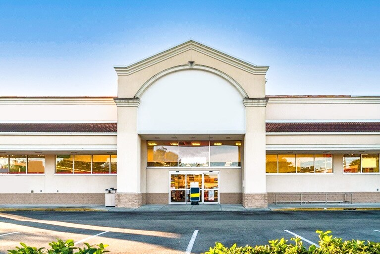 More Photos Of 3212 Curry Ford Rd, Orlando Freestanding For Sale