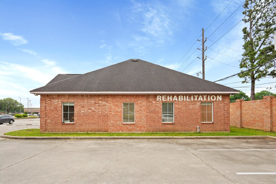 More Photos Of 1618 S Mason Rd, Katy Medical For Sale