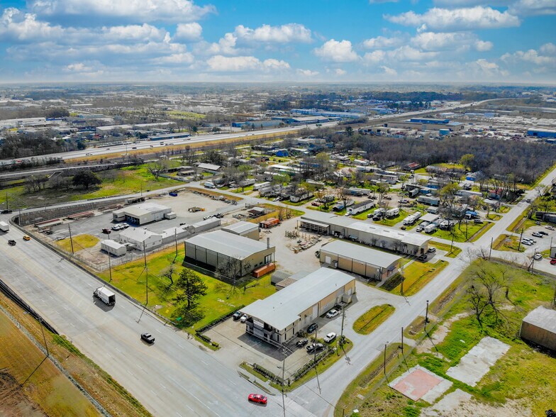 More Photos Of 650 Aldine Bender Rd, Houston Warehouse For Sale