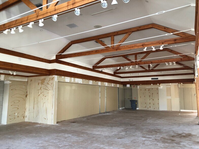 More Photos Of 40-44 Post Rd E, Westport Freestanding For Lease