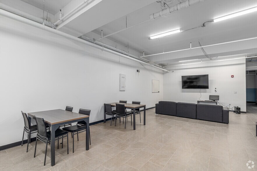 More Photos Of 1534 N 16th St, Philadelphia Apartments For Sale