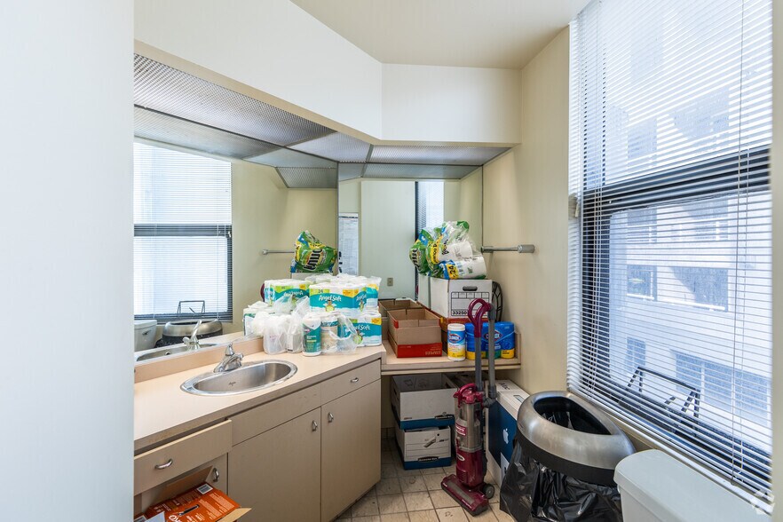 More Photos Of 203 Willow St, San Francisco Office For Sale