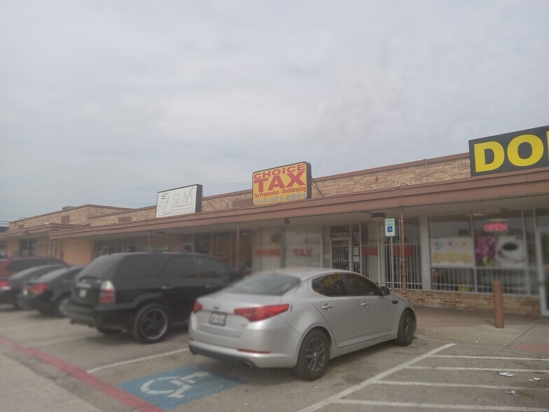 More Photos Of 1207 E Red Bird Ln, Dallas Freestanding For Sale