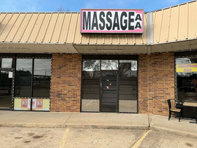 More Photos Of 4307 Red Bluff Rd, Pasadena Unknown For Lease