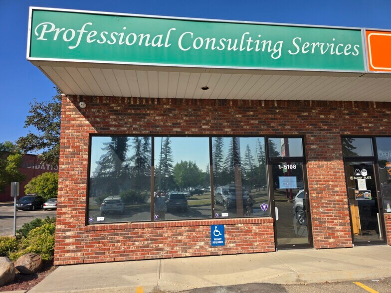 More Photos Of 5108 52 St, Red Deer Storefront Retail Office For Sale