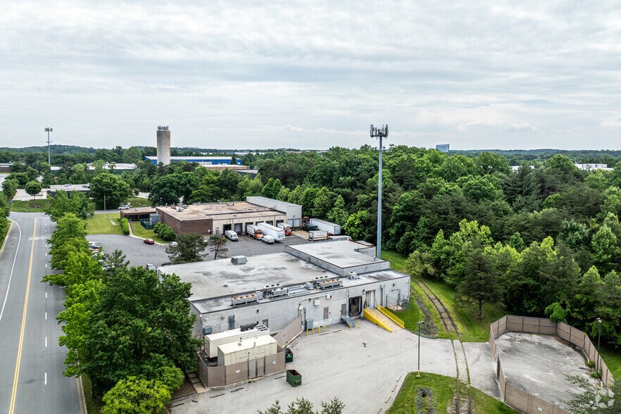 More Photos Of 7267 Park Circle Dr, Hanover Industrial For Sale