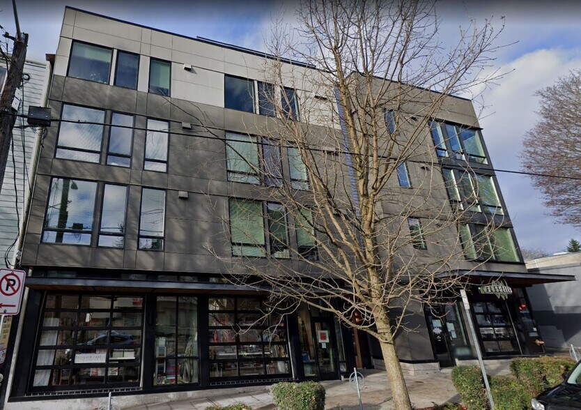 More Photos Of 4111 Stone Way N, Seattle Apartments For Lease