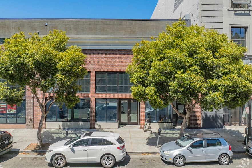 More Photos Of 2335-2345 Broadway, Oakland Unknown For Lease