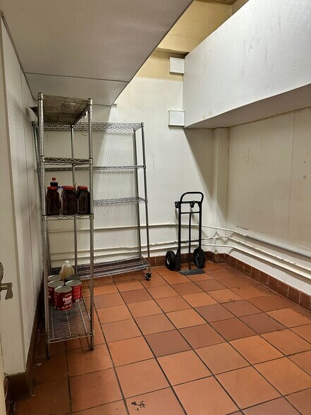 More Photos Of 300 Broadway, Oakland Office Residential For Lease