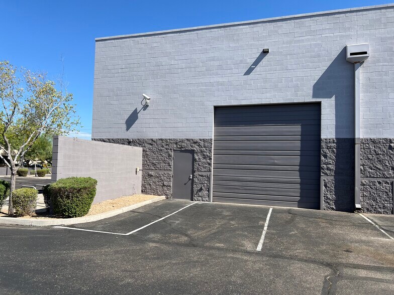 More Photos Of 395 E Warner Rd, Chandler Unknown For Lease