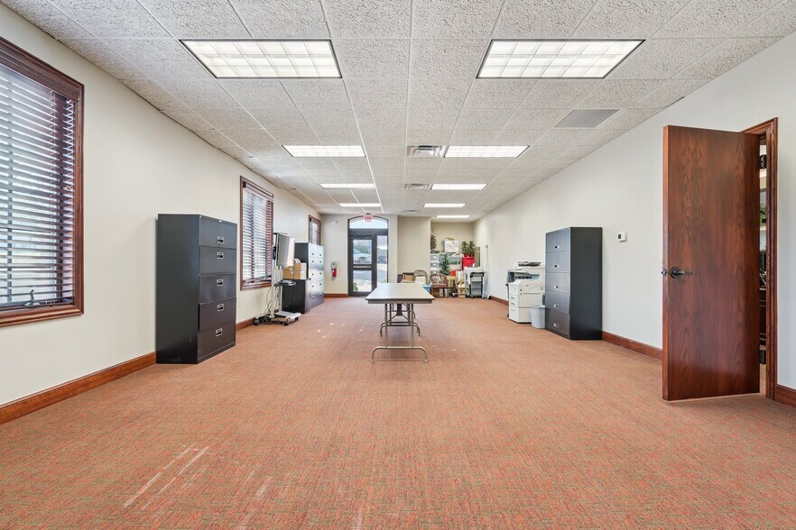 More Photos Of 525 S Jardot Rd, Stillwater Office Residential For Sale