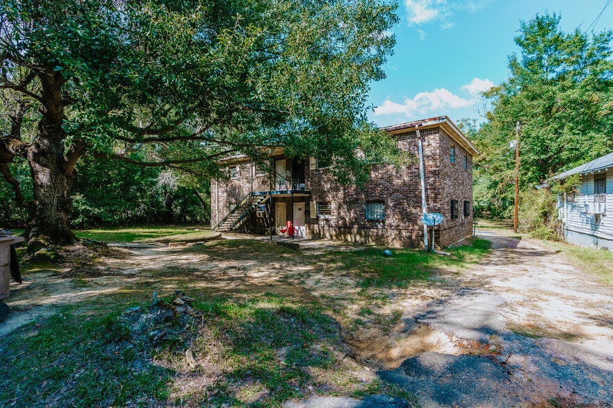 More Photos Of 2508 Highland Dr, Mobile Multifamily For Sale
