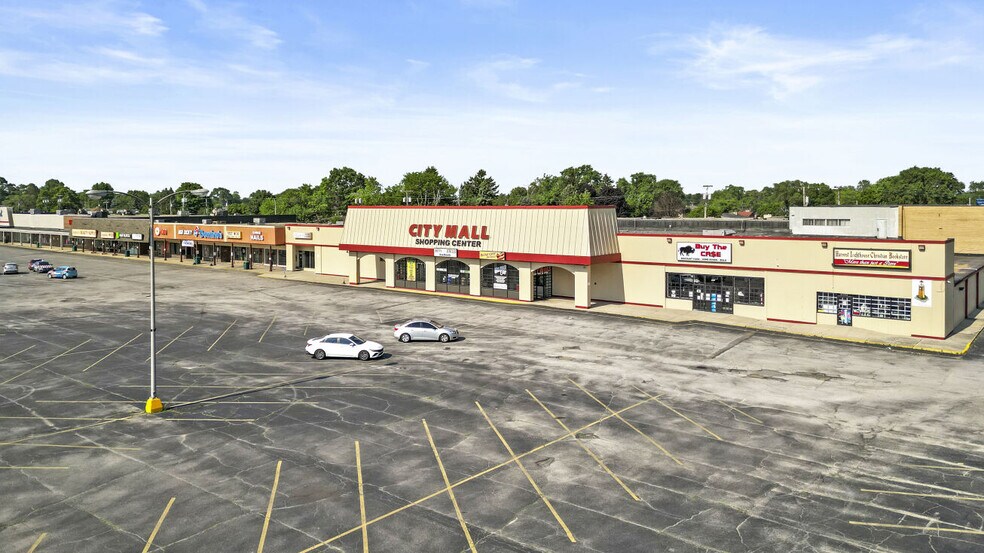 Primary Photo Of 5340-5364 Broadway, Merrillville Storefront For Sale