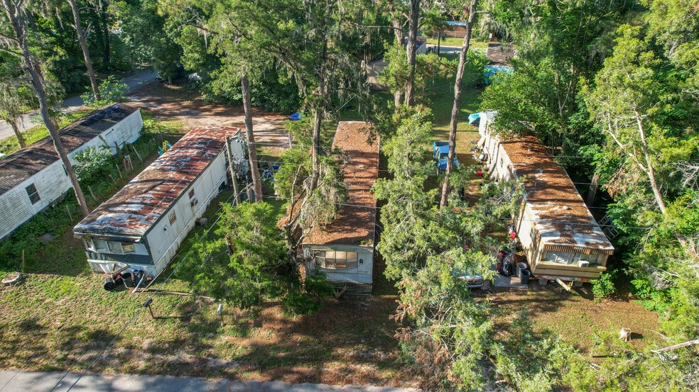 More Photos Of 224 SE Davie Ct, Lake City Manufactured Housing Mobile Home Park For Sale