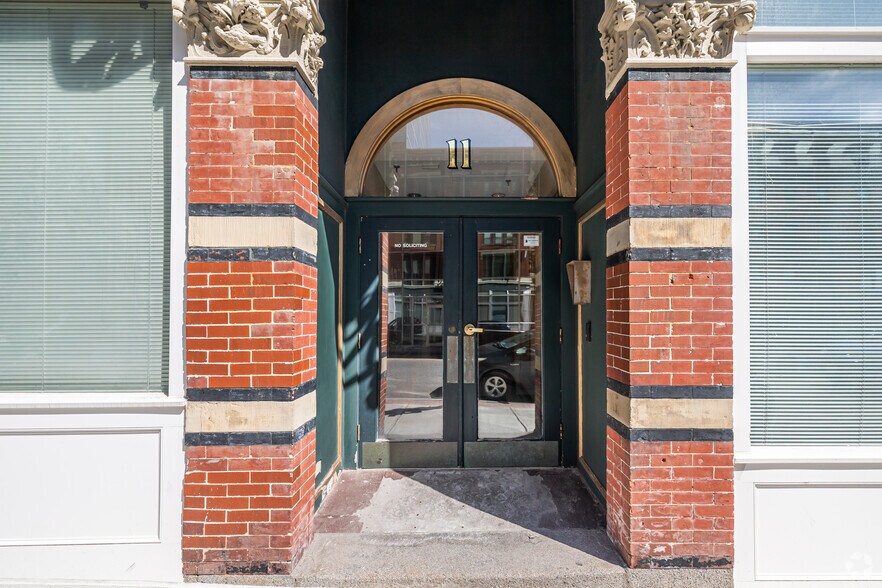 More Photos Of 9-15 Pleasant St, Worcester Office Residential For Lease