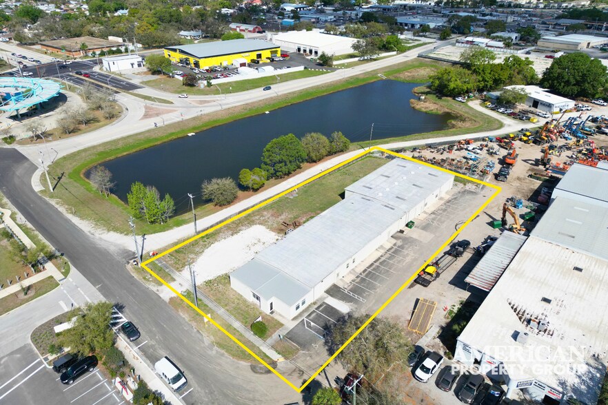 More Photos Of 6055 Porter Way, Sarasota Warehouse For Lease